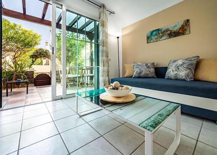 La Dorada En Rocas Del Mar 德尔锡伦西奥海岸